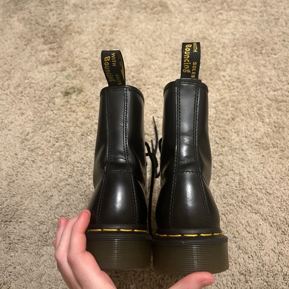 Dr. Martens - Picture 5 of 6